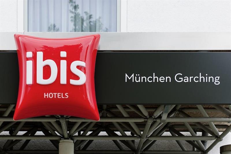 Ibis Hotel Muenchen Garching Garching bei München Exterior photo